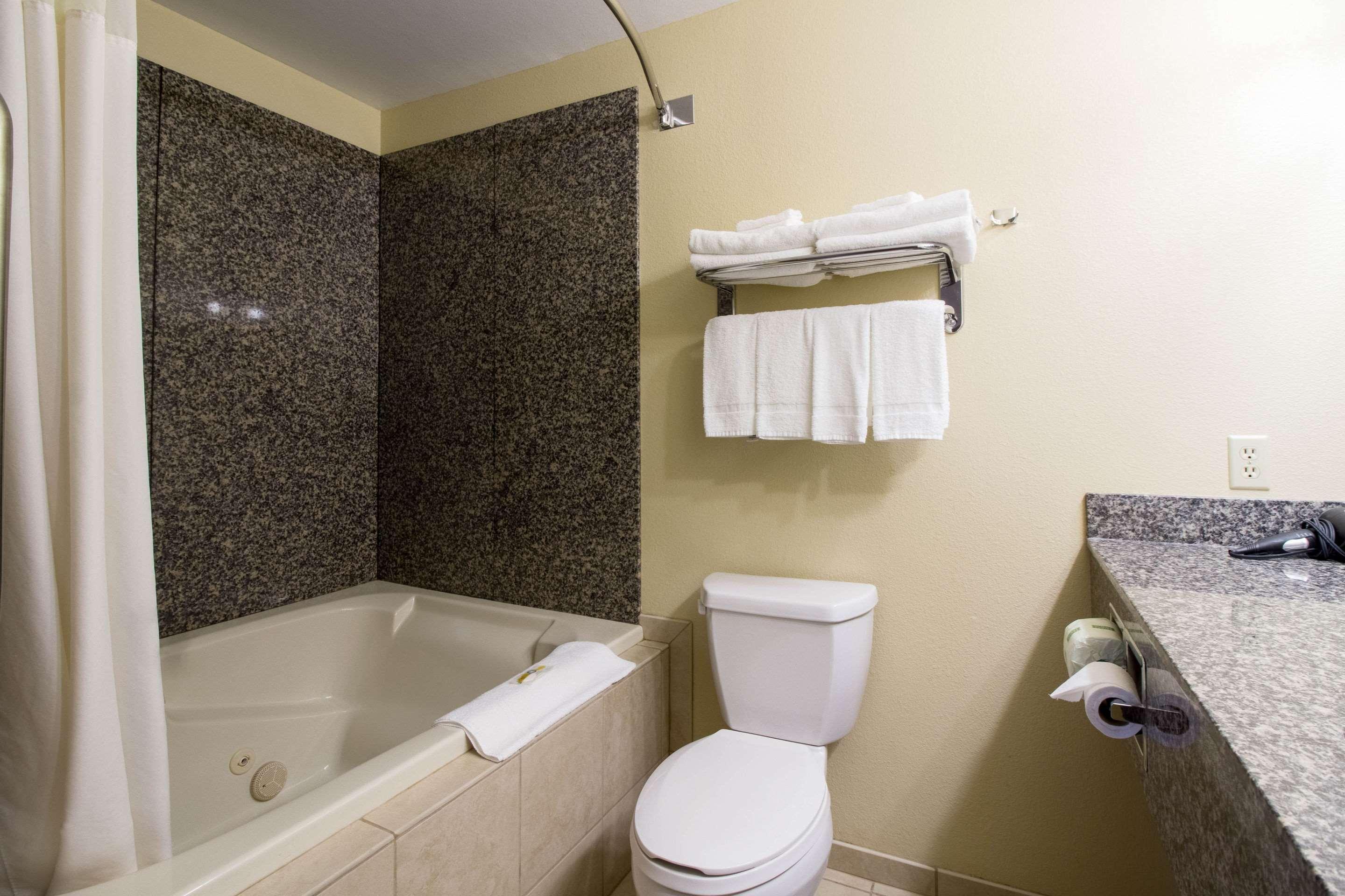 Quality Inn Marshall Mn Near University Zewnętrze zdjęcie